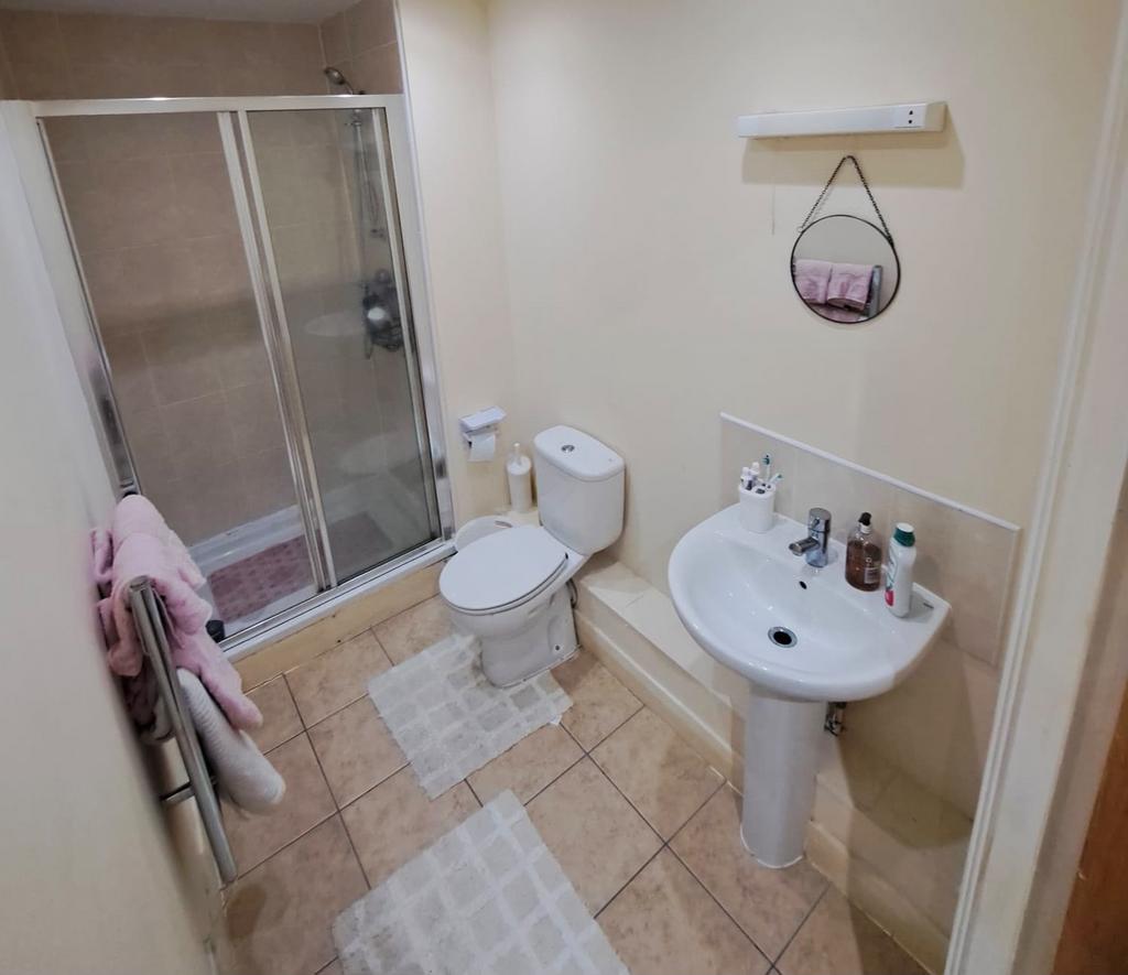 Apartment in Liverpool - View 5