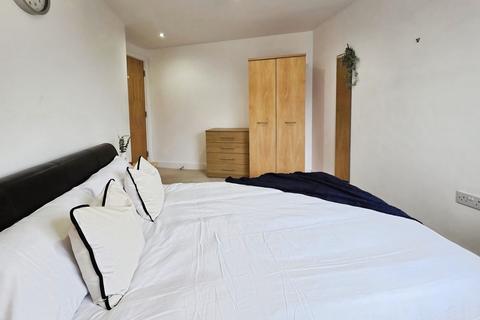 2 bedroom apartment to rent, Clarence House, The Boulevard