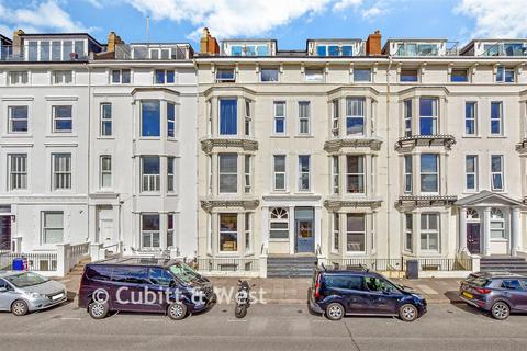 2 bedroom ground floor flat for sale, Seaview Apartments, Southsea PO5