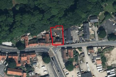 Mixed use for sale, 47 Castlegate, Malton, North Yorkshire, YO17 7EA