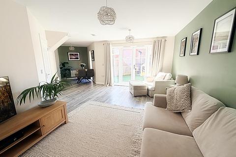 3 bedroom semi-detached house for sale, The Meadows, Wallsend