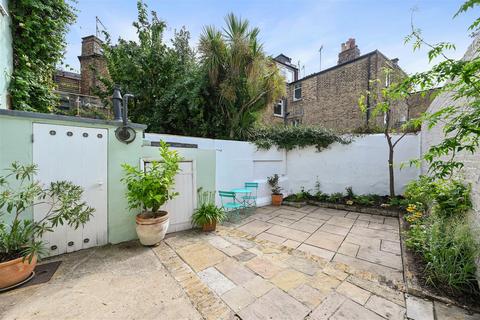 2 bedroom cottage for sale, Wellesley Avenue, London W6