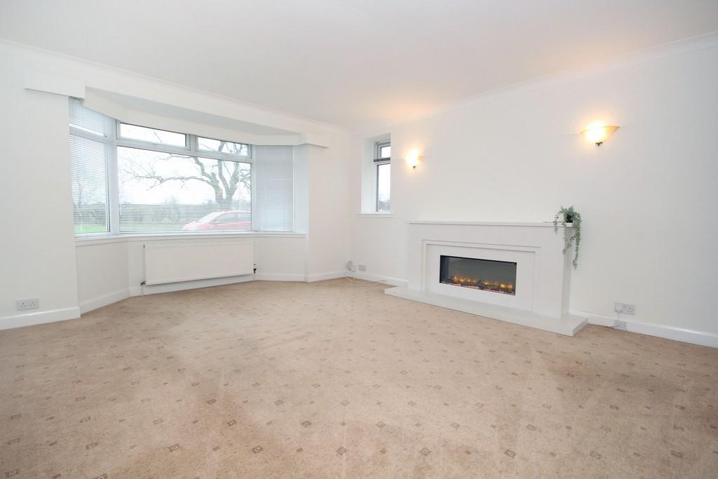Apartment in East Renfrewshire - View 3