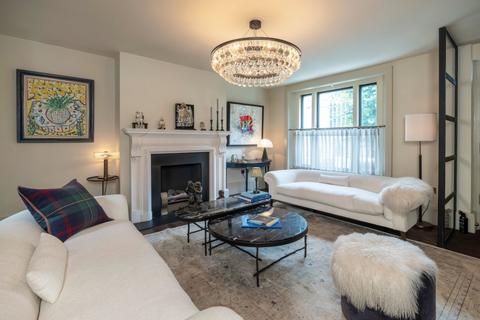 2 bedroom semi-detached house for sale, The Mount