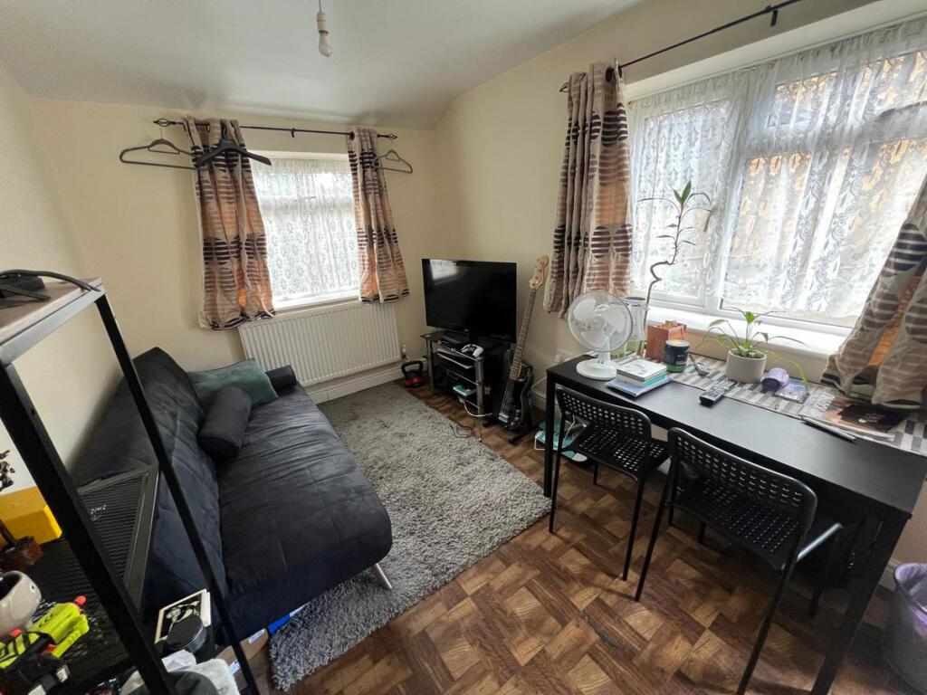 House in Bristol - View 3