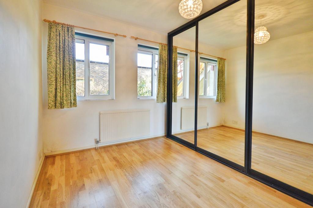 Apartment in Cambridge - View 4
