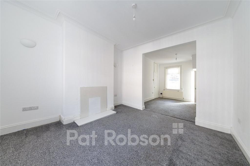 House in Newcastle Upon Tyne - View 2