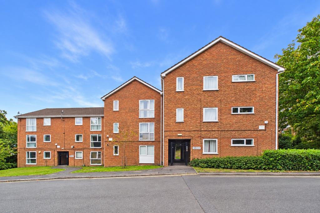 Epping Close, Reading, Berkshire, RG1