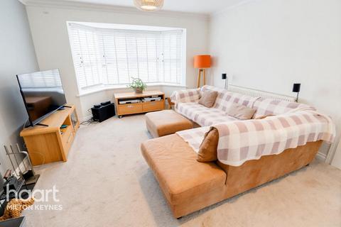 4 bedroom detached house to rent, Bowland Drive, Emerson Valley