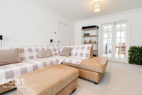 4 bedroom detached house to rent, Bowland Drive, Emerson Valley