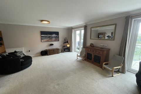 4 bedroom house to rent, Poltisco Close, Truro, TR1