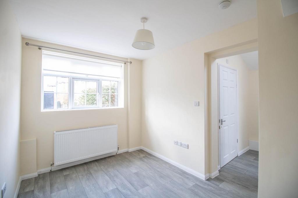 Apartment in Cambridge - More