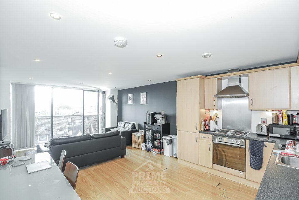 Apartment in Glasgow - View 2