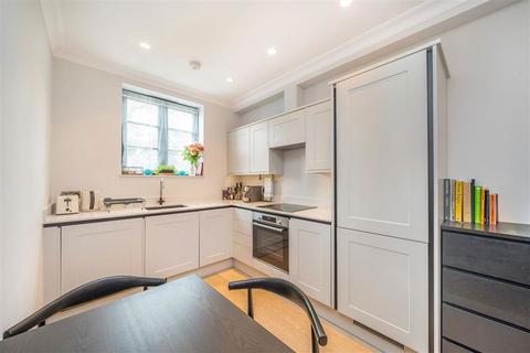 1 bedroom flat for sale, Eastcombe Avenue, London SE7