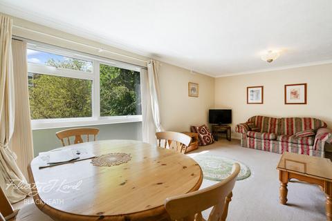 3 bedroom apartment for sale, St Johns Park, LONDON