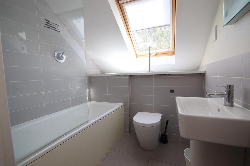 Apartment in Trumpington - More
