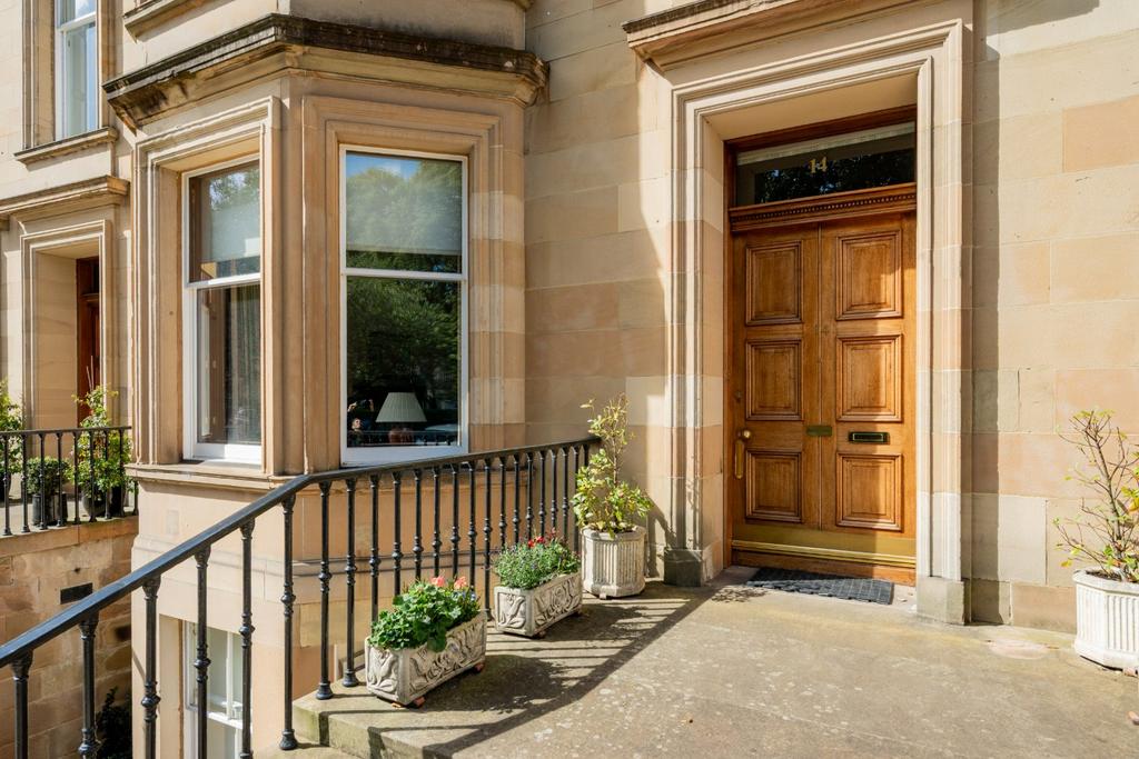 Apartment in Edinburgh - View 2