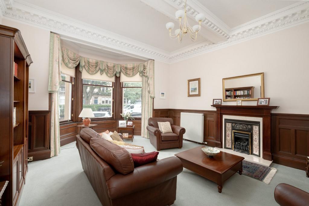 Apartment in Edinburgh - View 3