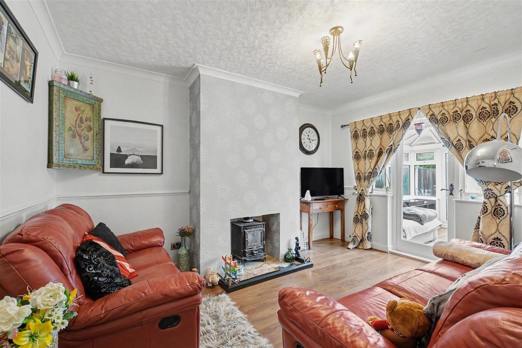 House in Beeston Rylands - View 2