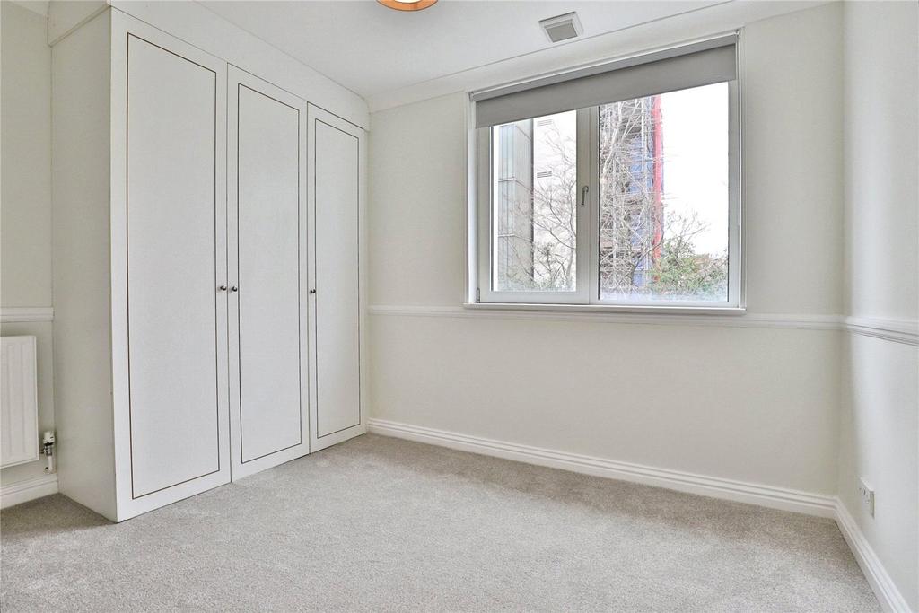 Apartment in Bournemouth - More
