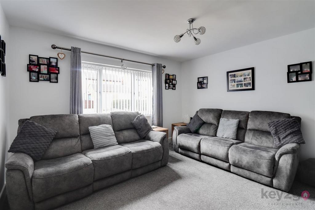 House in Sheffield - View 2