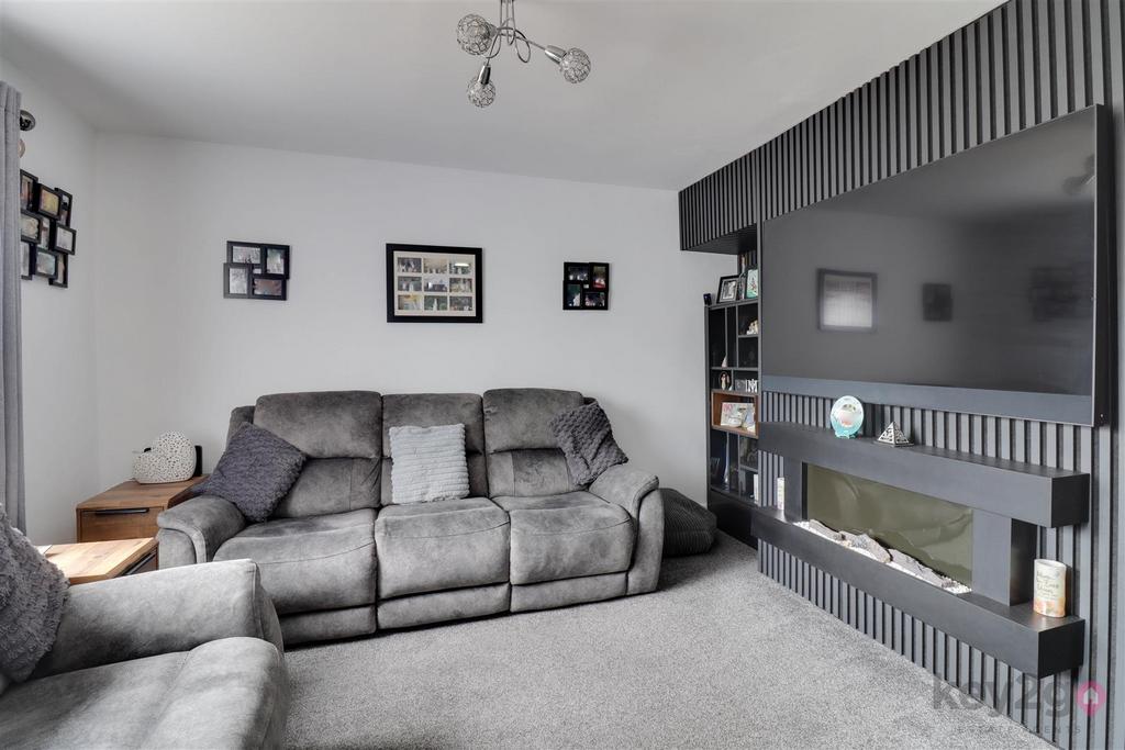 House in Sheffield - View 4