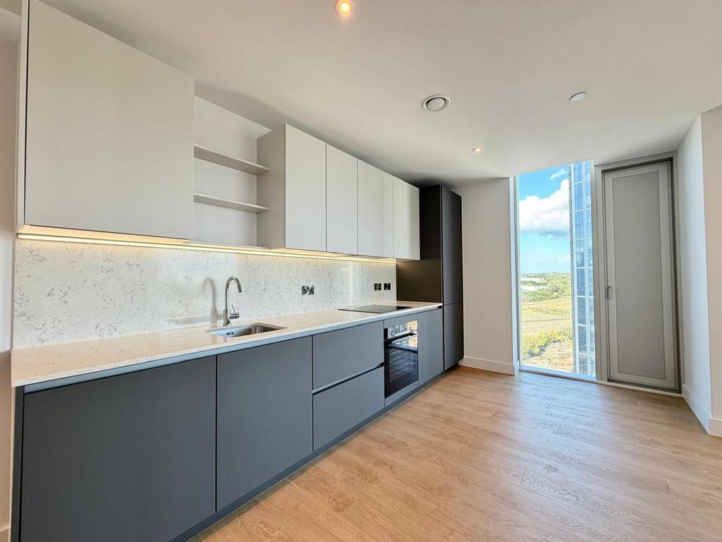 Apartment in Manchester - View 3