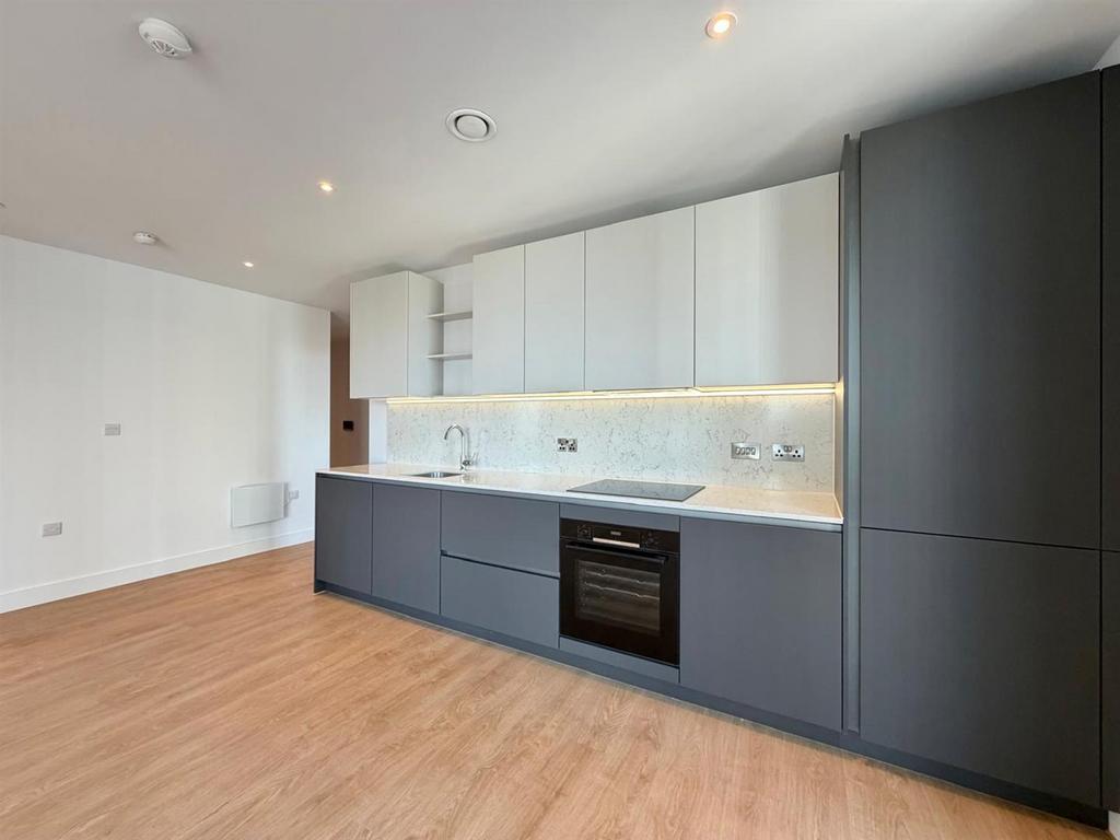 Apartment in Manchester - View 5
