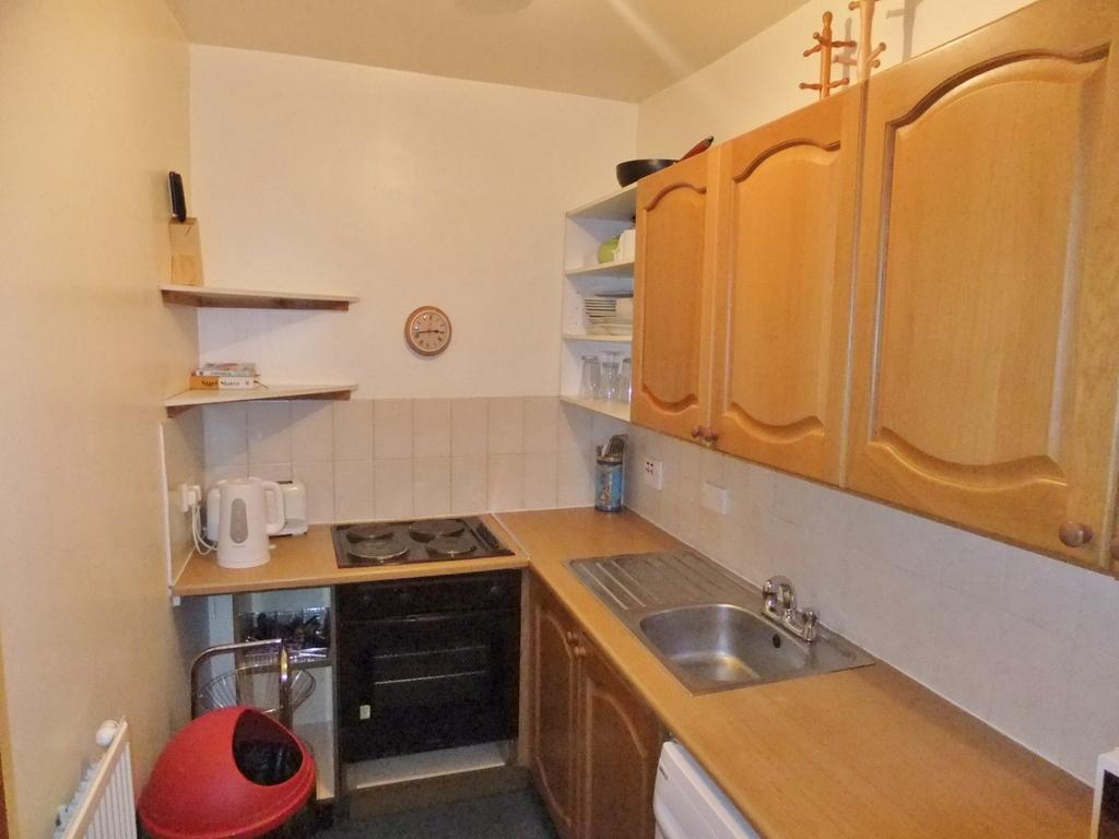 Apartment in Edinburgh - View 3