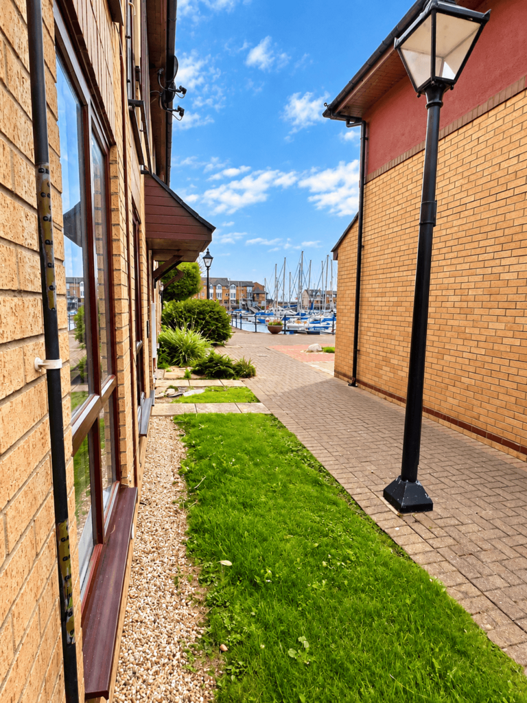House in PENARTH - View 3
