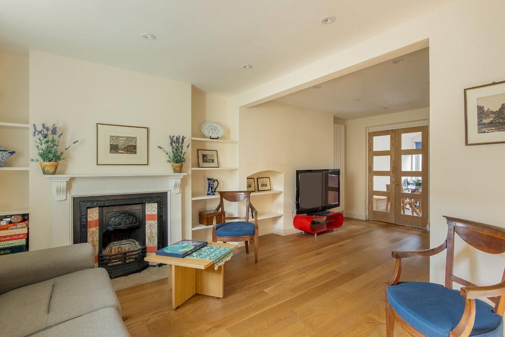 House in Cambridge, The Kite, Petersfield - More