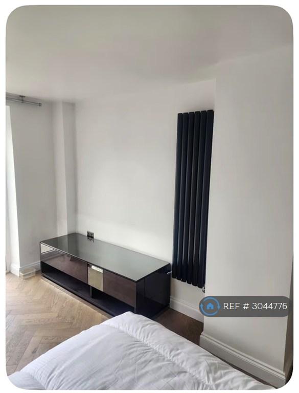 Apartment in Leeds, Meadowgate Point, Manston - View 5