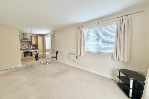 2 bedroom flat for sale, 3 Radbrook Hall Court, Shrewsbury, SY3 9AF
