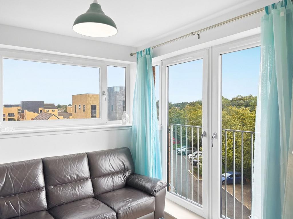 Apartment in Edinburgh - View 4