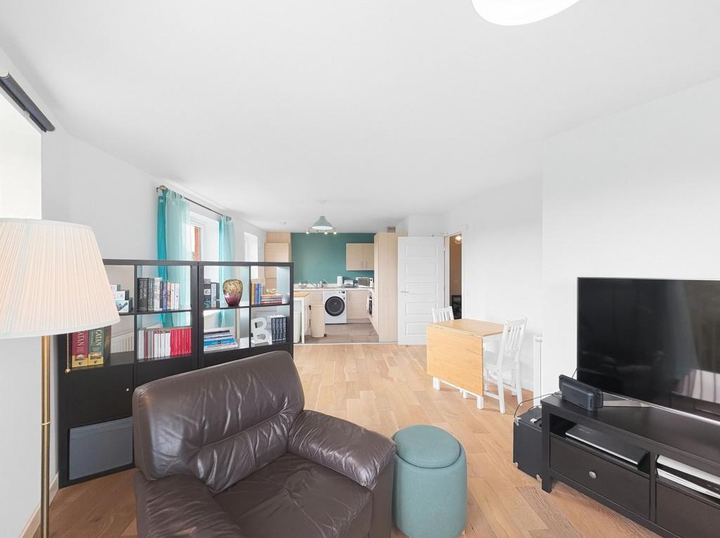 Apartment in Edinburgh - View 5