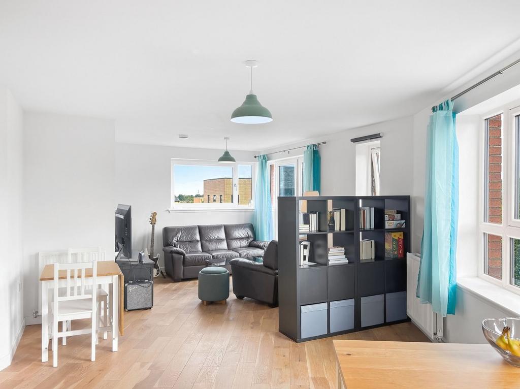 Apartment in Edinburgh - More