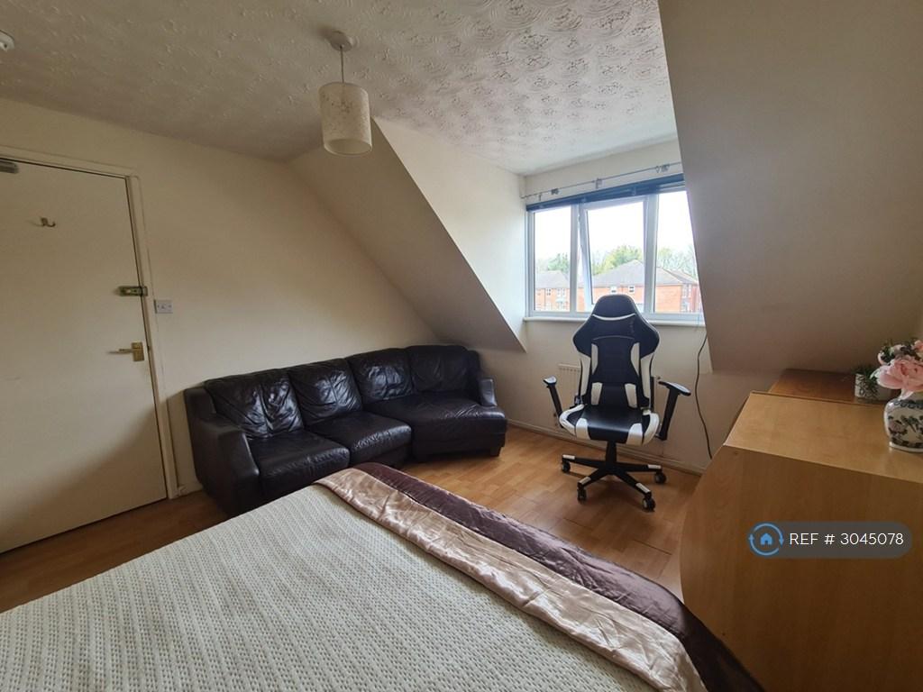 House in Birmingham, West Midlands - View 3