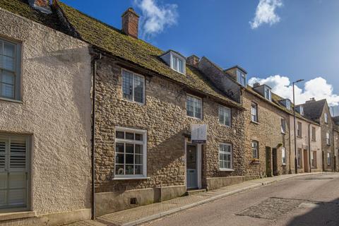 6 bedroom terraced house for sale, Gloucester Road, Malmesbury, SN16