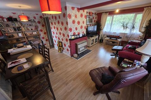 3 bedroom detached house for sale, Blaenavon Road, Govilon, Abergavenny, NP7
