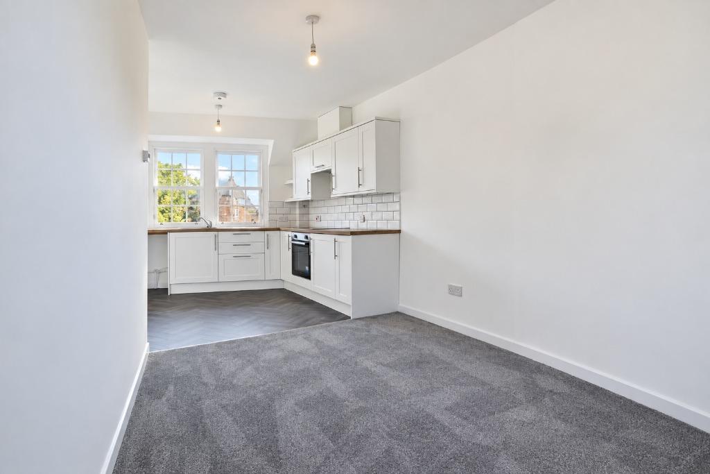 Apartment in Edinburgh - View 5