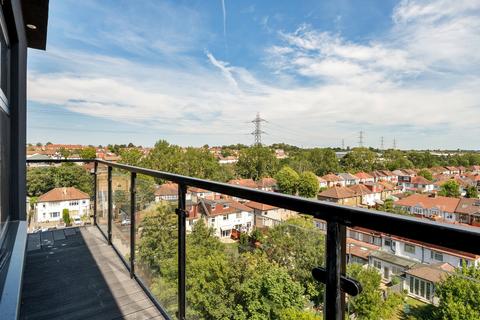 3 bedroom apartment for sale, London Road, Sutton SM3