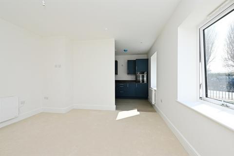2 bedroom flat to rent, Manor Road, HUNSTANTON