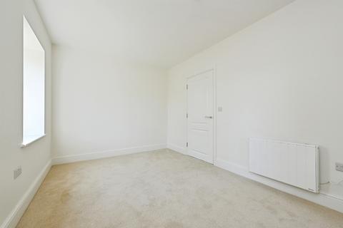 2 bedroom flat to rent, Manor Road, HUNSTANTON