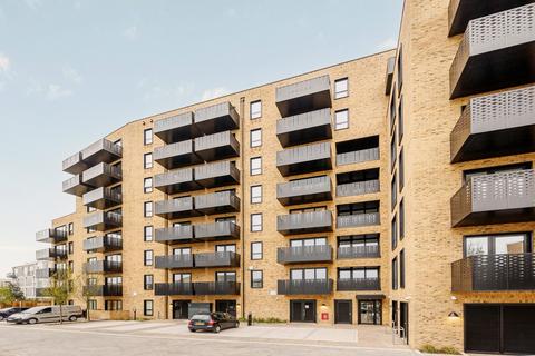 2 bedroom apartment for sale, Sarsen House, Middle Road, Hanwell, W7