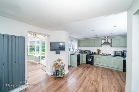 4 bedroom detached house for sale, Haymaker Way, Cannock WS12