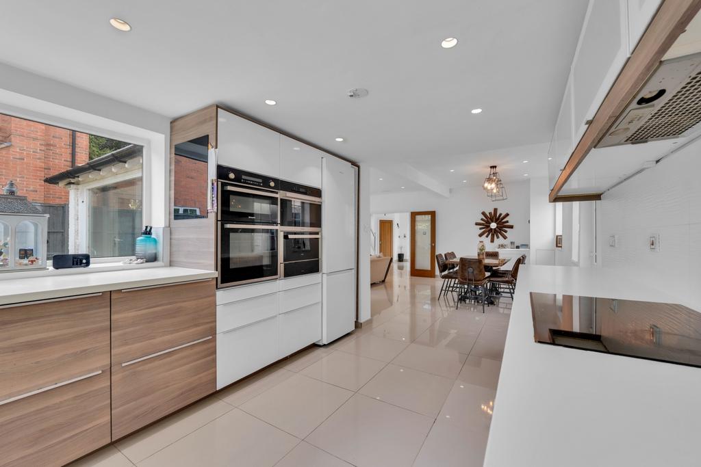 House in LEICESTER - View 5