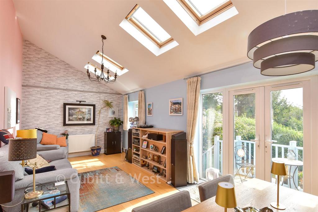 House in Brighton - View 4