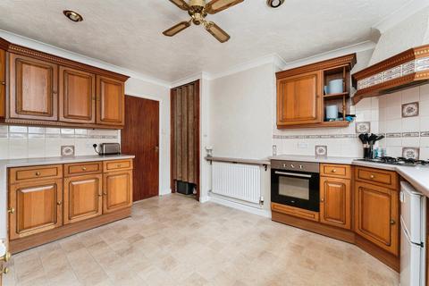3 bedroom detached bungalow for sale, Grounds Avenue, March