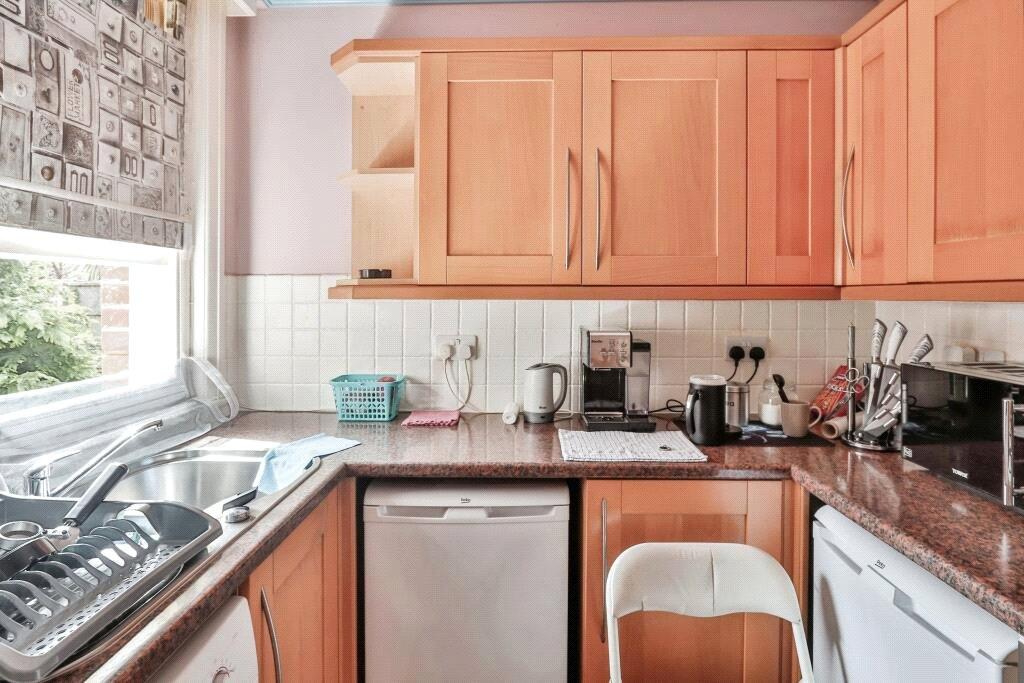 Apartment in Bournemouth - More