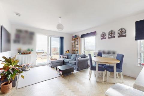 2 bedroom penthouse for sale, Lett Lane, Castle Hill, Ebbsfleet Valley, Swanscombe, DA10